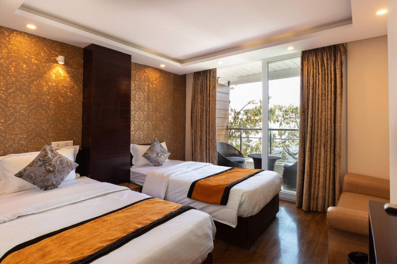 Accord Hotel Mussoorie Exterior foto
