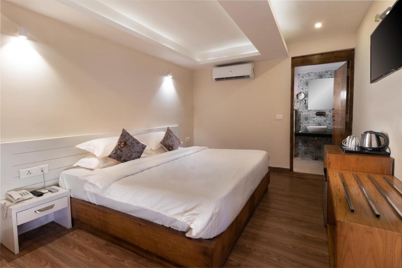 Accord Hotel Mussoorie Exterior foto